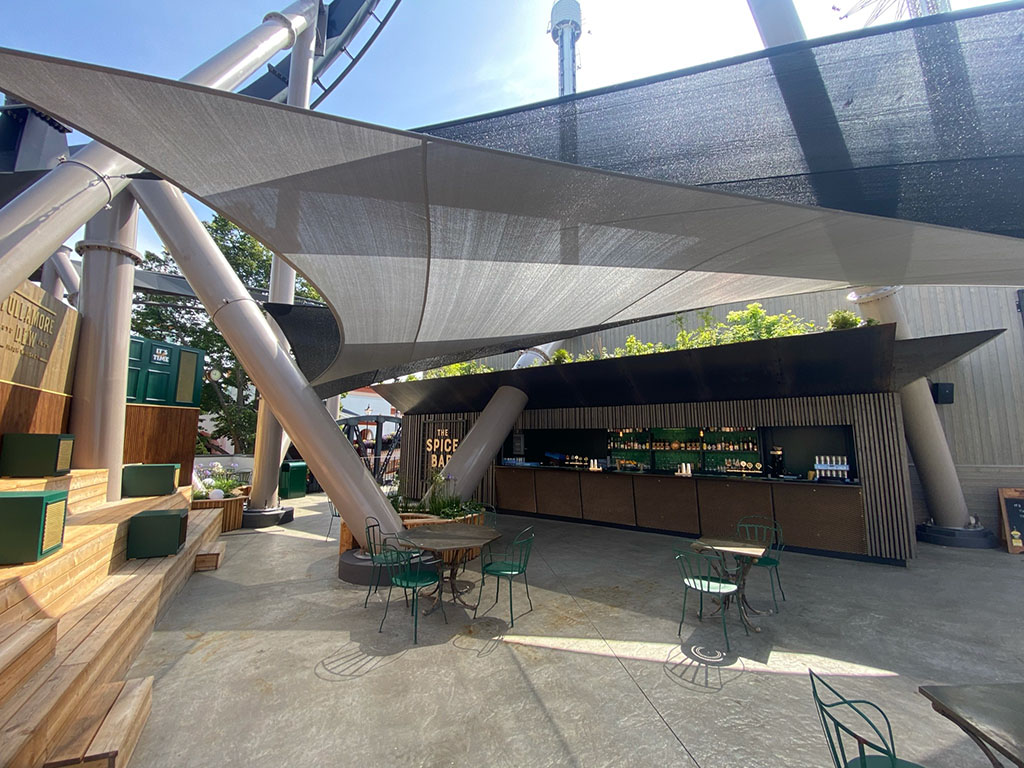 Restaurang med segelduk